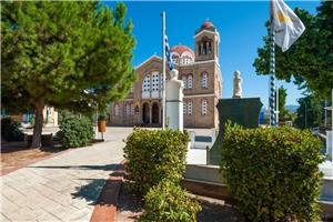 Južni Ciper - otok sonca, mitov in turkiznega morja