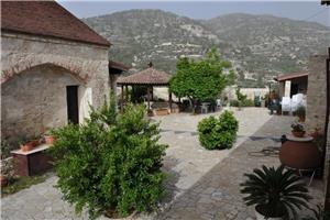 Južni Ciper - otok sonca, mitov in turkiznega morja